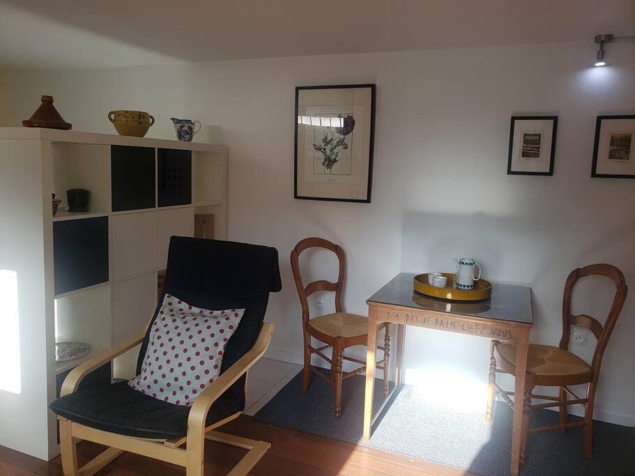 Studio Buena Vista Avec Terrasse Sur Jardin Bron Exterior photo