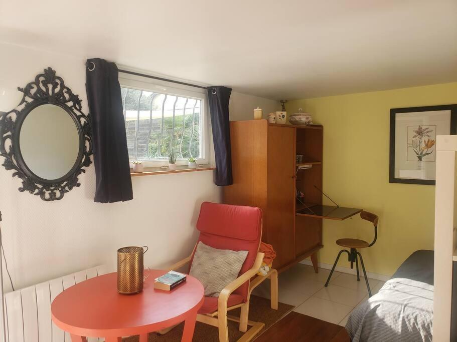 Studio Buena Vista Avec Terrasse Sur Jardin Bron Exterior photo