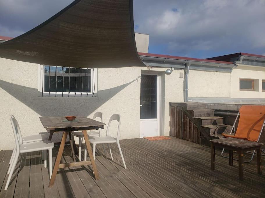 Studio Buena Vista Avec Terrasse Sur Jardin Bron Exterior photo